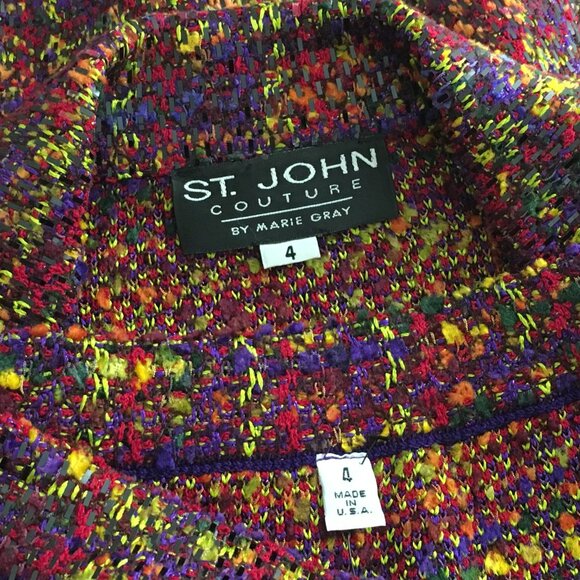 STUNNING St John knit purple Red green rhinestones embellished skirt suit size 4 - Picture 9 of 9